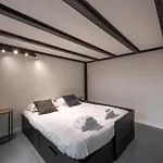 New Luxury Loft - Prada-Bocconi